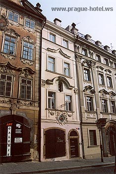 pension Dum U Tri Houslicek picture